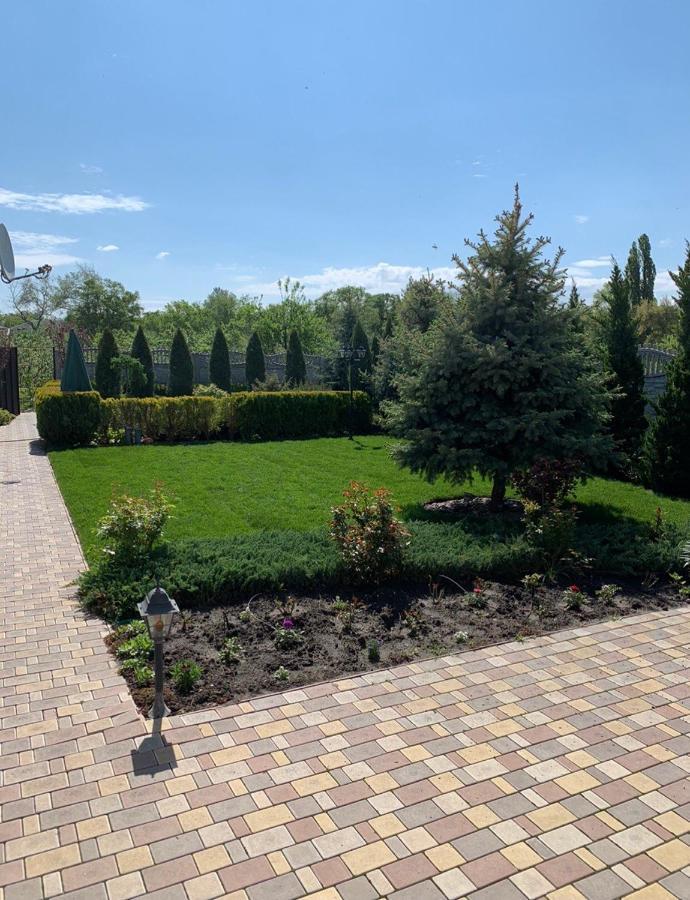 Приватний Будинок З Сауною Та Більярдом Khascheve Exterior foto